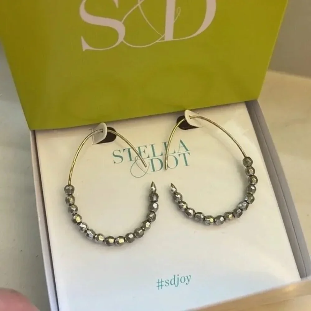 Stella & Dot Modern Rhett Pull Through Hoops Mixed Metal NWT